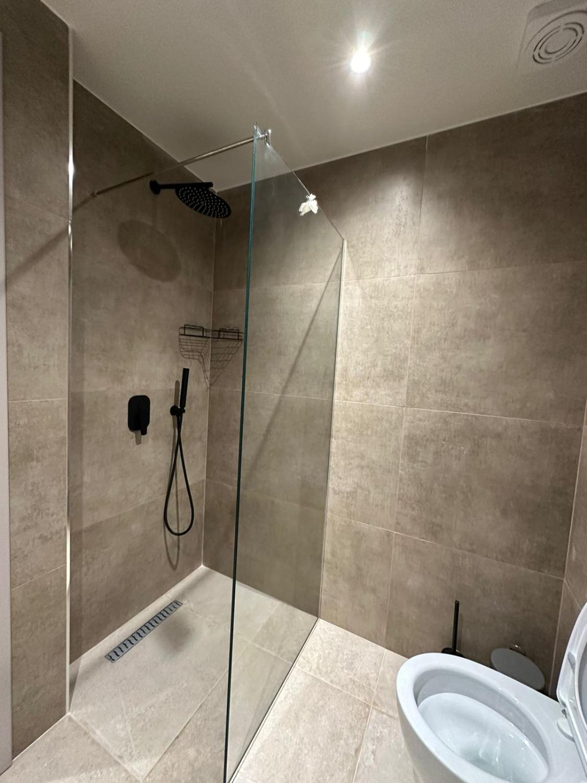 Oni Rooms Saranda Εξωτερικό φωτογραφία