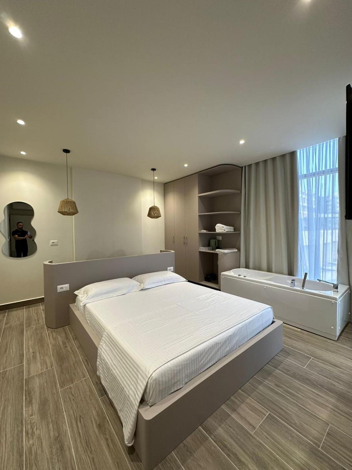 Oni Rooms Saranda Εξωτερικό φωτογραφία