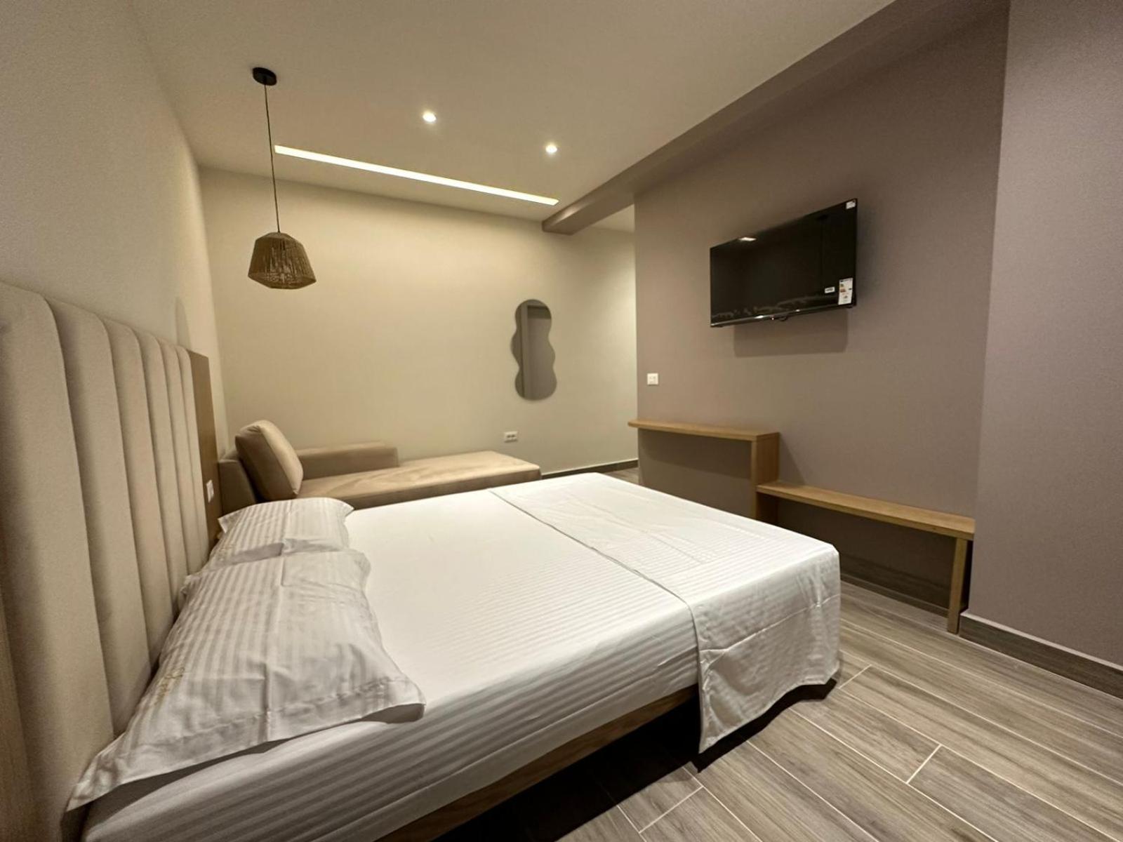 Oni Rooms Saranda Εξωτερικό φωτογραφία