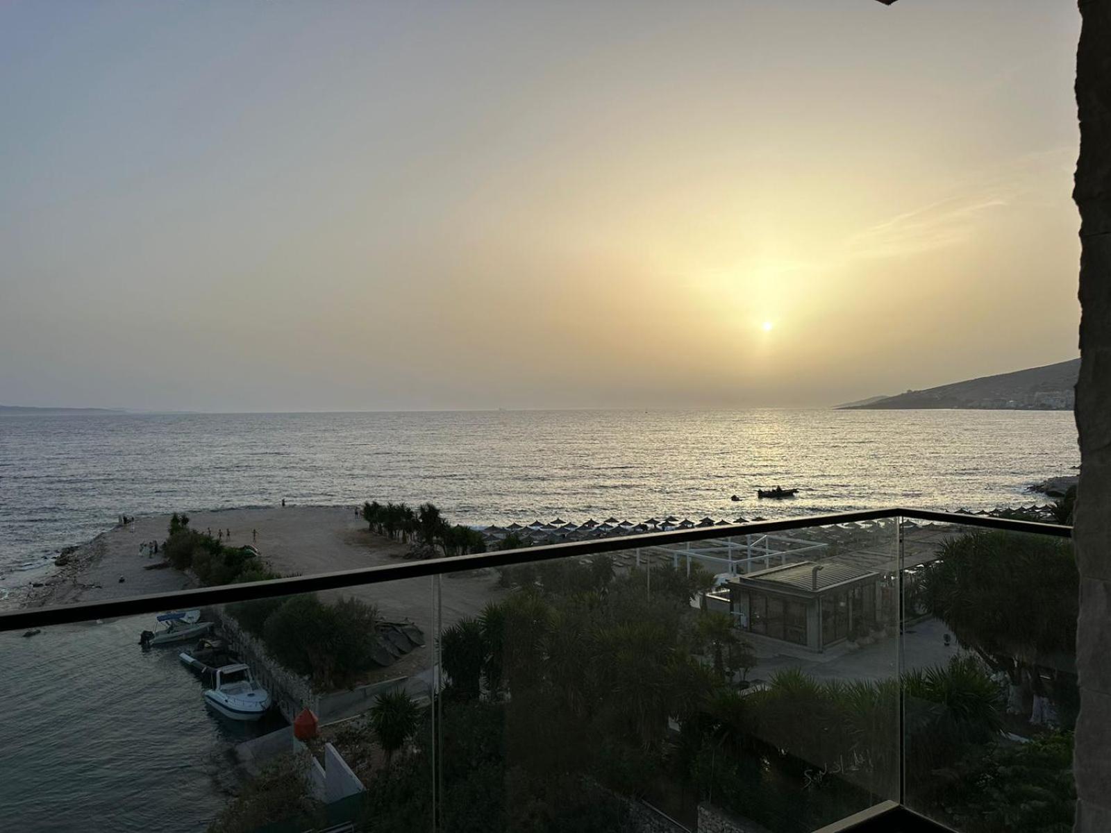 Oni Rooms Saranda Εξωτερικό φωτογραφία