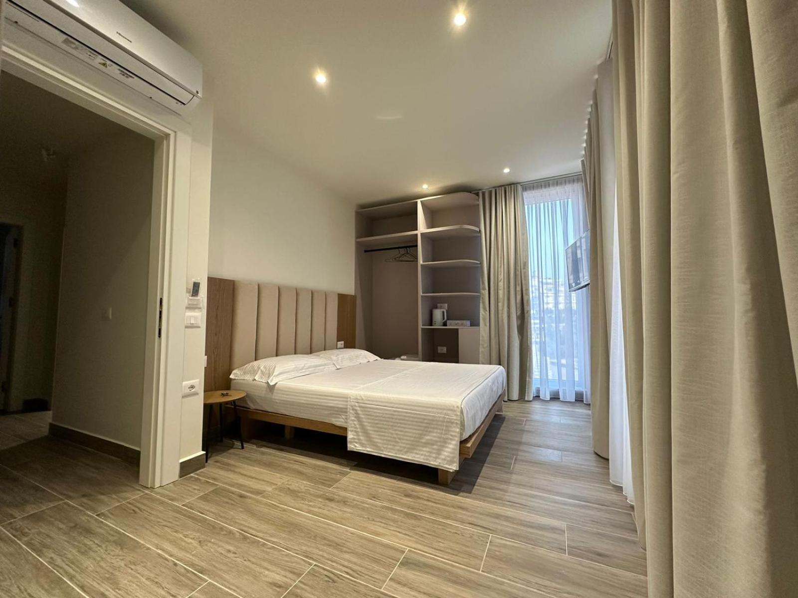 Oni Rooms Saranda Εξωτερικό φωτογραφία