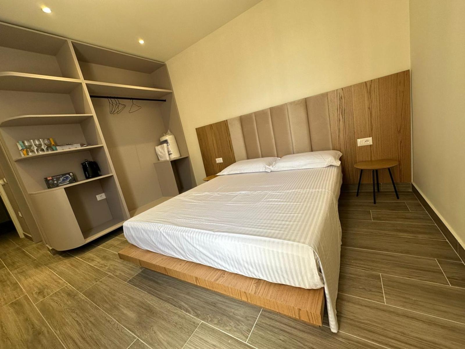 Oni Rooms Saranda Εξωτερικό φωτογραφία